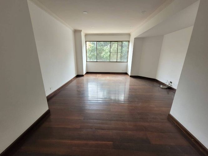 Apartamento de 3 alcobas en venta en Normandia, Cali, 433 m² · foto 16 de 24