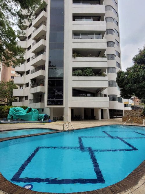 Apartamento de 3 alcobas en venta en Normandia, Cali, 433 m² · foto 22 de 24