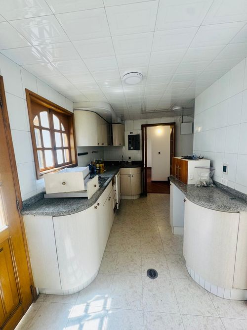 Casa de 5 alcobas en venta en Santa Ana Centro Comercial Boutique, Bogotá, 193 m² · foto 19 de 24