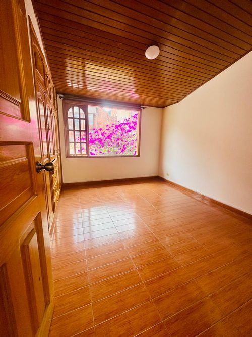 Casa de 5 alcobas en venta en Santa Ana Centro Comercial Boutique, Bogotá, 193 m² · foto 22 de 24