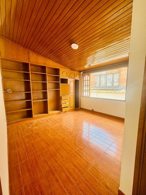 Casa de 5 alcobas en venta en Santa Ana Centro Comercial Boutique, Bogotá, 193 m² · foto 20 de 24