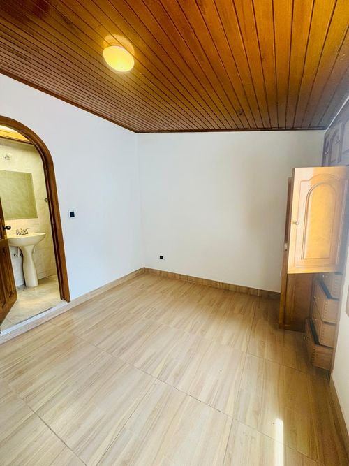 Casa de 5 alcobas en venta en Santa Ana Centro Comercial Boutique, Bogotá, 193 m² · foto 24 de 24