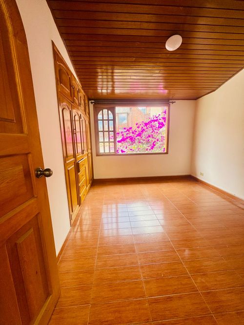 Casa de 5 alcobas en venta en Santa Ana Centro Comercial Boutique, Bogotá, 193 m² · foto 23 de 24