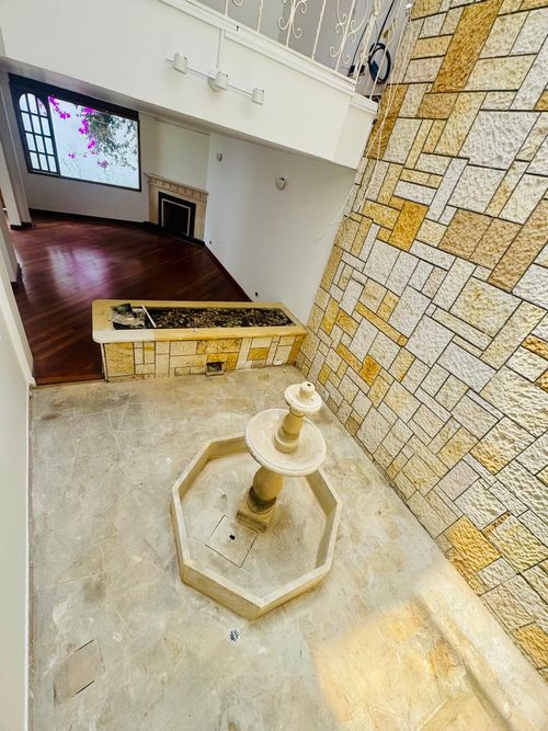 Casa de 5 alcobas en venta en Santa Ana Centro Comercial Boutique, Bogotá, 193 m² · foto 13 de 24