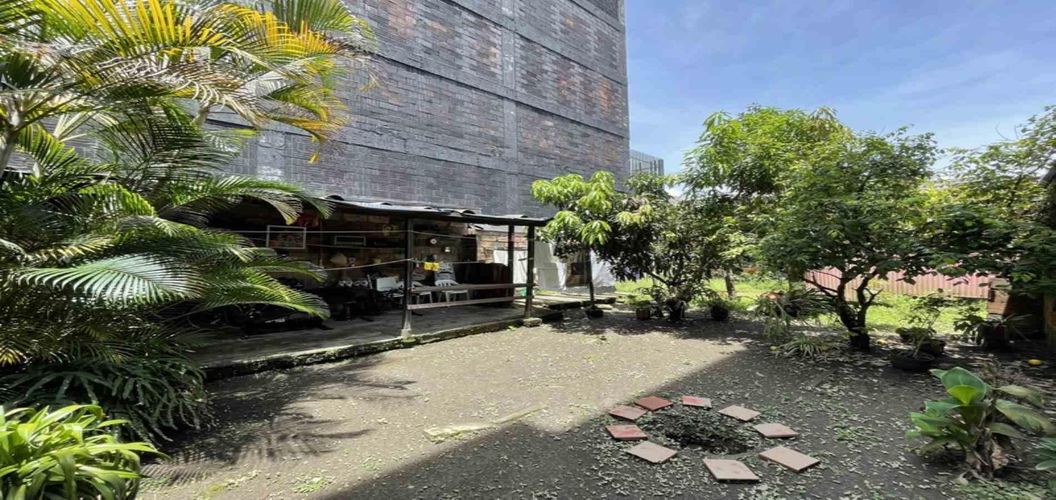 Casa de 6 alcobas en venta en Centro, Itagüí, 377 m² · foto 16 de 18