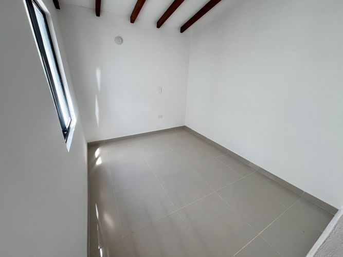 Apartamento de 3 alcobas en venta en La Ceja, 68 m² · foto 4 de 14
