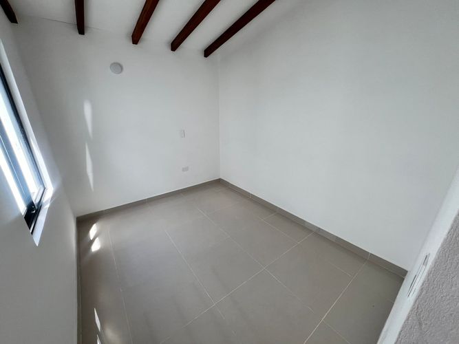 Apartamento de 3 alcobas en venta en La Ceja, 68 m² · foto 6 de 14