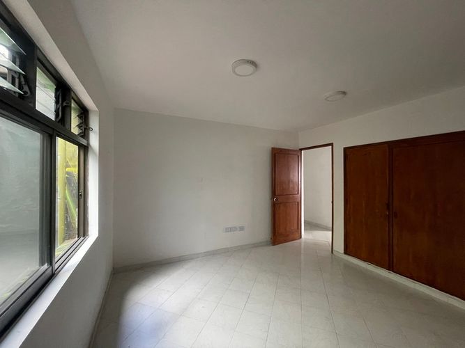Casa de 10 alcobas en venta en La Castellana, Medellín, 118 m² · foto 12 de 24