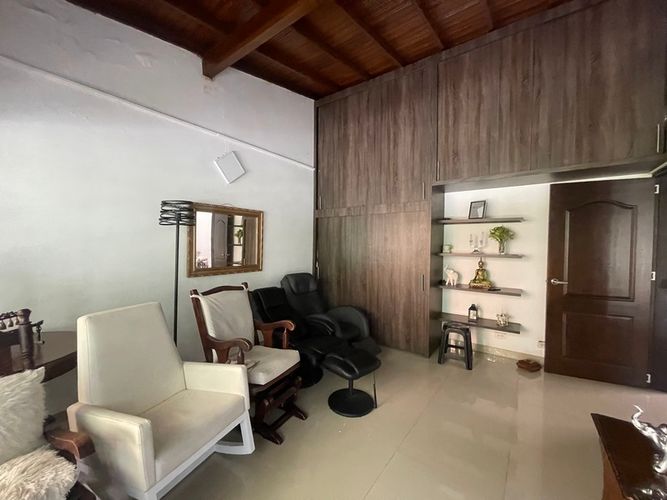 Casa de 10 alcobas en venta en La Castellana, Medellín, 118 m² · foto 16 de 24