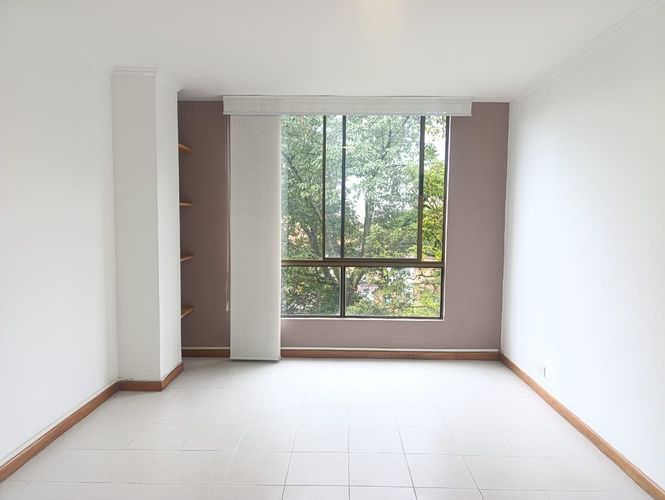 Apartamento de 2 alcobas en arriendo en Los Naranjos, Medellín, 70 m² · foto 11 de 16