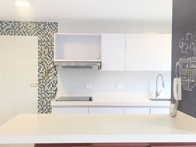 Apartamento de 2 alcobas en arriendo en Los Naranjos, Medellín, 70 m² · foto 6 de 16