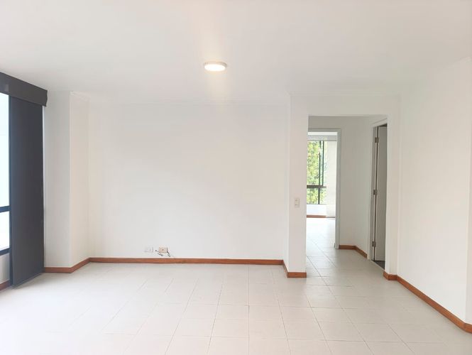 Apartamento de 2 alcobas en arriendo en Los Naranjos, Medellín, 70 m² · foto 10 de 16