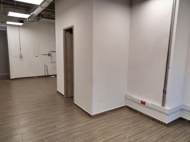 Oficina en arriendo en La Candelaria, Medellín, 37 m² · foto 7 de 12