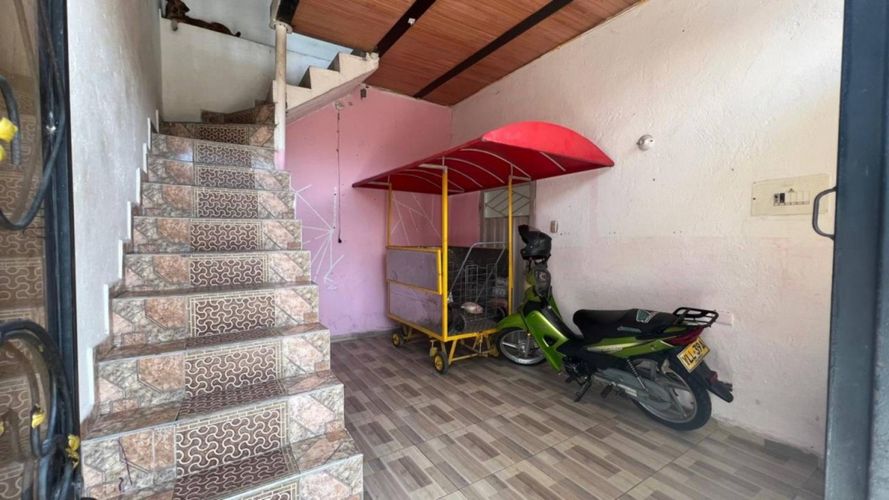 Casa de 6 alcobas en venta en Girardot, Girardot, 111 m² · foto 6 de 19