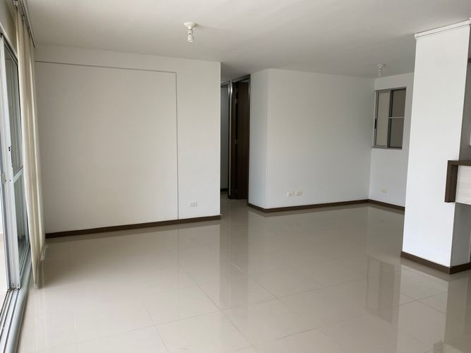 Apartamento de 3 alcobas en venta en Alfaguara, Jamundí, 115 m² · foto 18 de 24