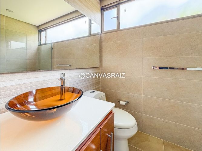 Casa de 3 alcobas en venta en El Retiro, 233 m² · foto 10 de 12