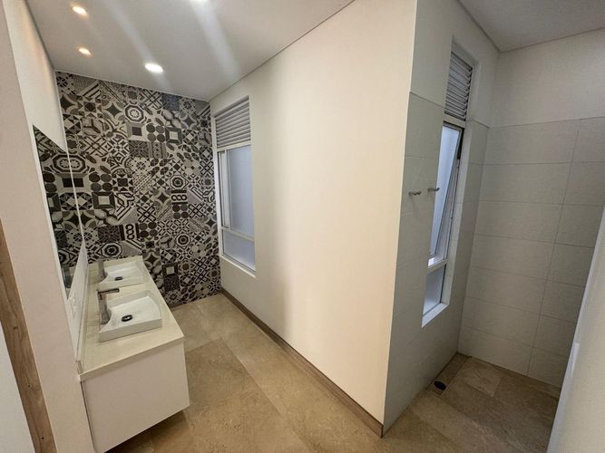 Apartamento de 3 alcobas en venta en Cristales, Cali, 293 m² · foto 10 de 12