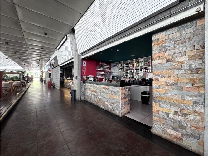 Local en venta en El Poblado, Medellín, 110 m² · foto 16 de 24