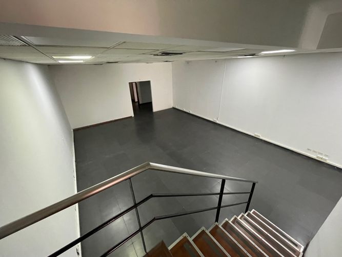 Local en arriendo en Santa Monica, Cali, 248 m² · foto 12 de 15