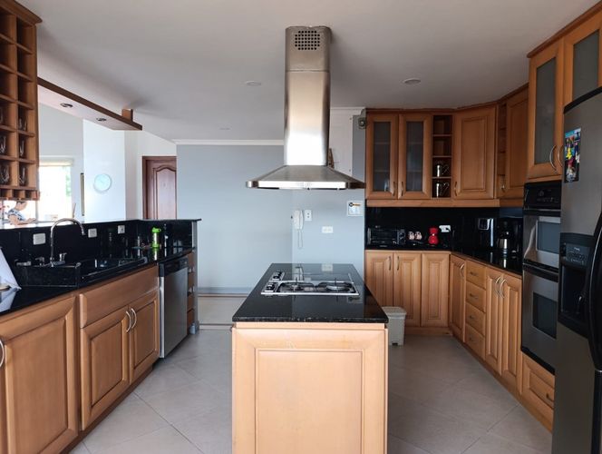 Apartamento de 3 alcobas en arriendo en El Tesoro, Medellín, 150 m² · foto 8 de 20