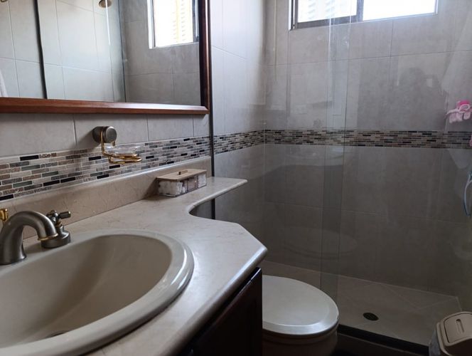Apartamento de 3 alcobas en arriendo en El Tesoro, Medellín, 150 m² · foto 18 de 20