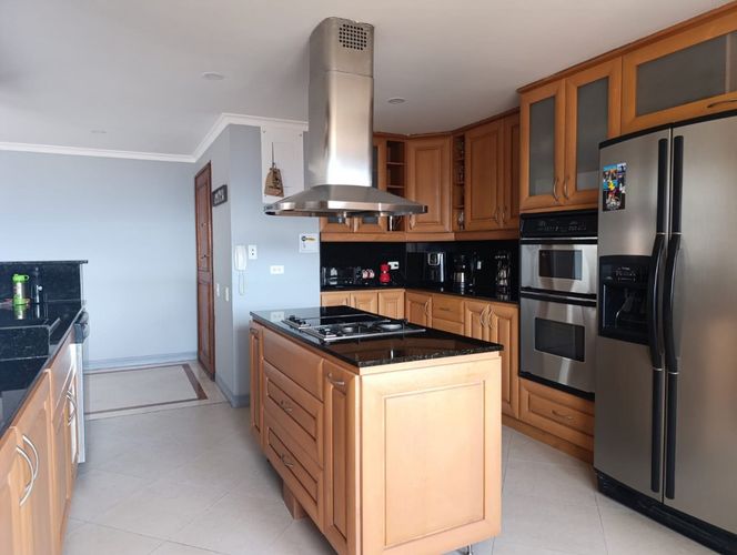Apartamento de 3 alcobas en arriendo en El Tesoro, Medellín, 150 m² · foto 7 de 20