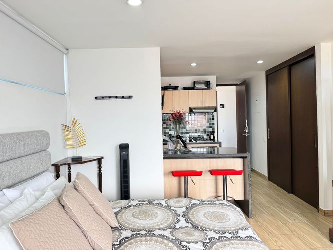 Apartamento en venta en El Poblado, Medellín · foto 6 de 13