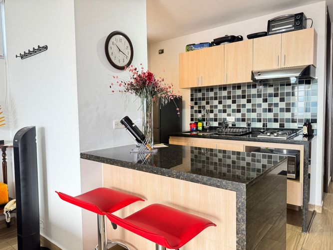 Apartamento en venta en El Poblado, Medellín · foto 3 de 13
