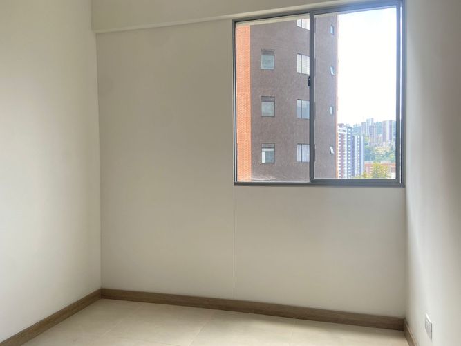 Apartamento de 3 alcobas en venta en Vegas De La Doctora, Sabaneta, 65 m² · foto 13 de 19