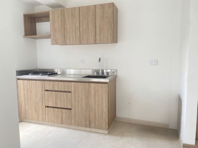 Apartamento de 3 alcobas en venta en Vegas De La Doctora, Sabaneta, 65 m² · foto 4 de 19