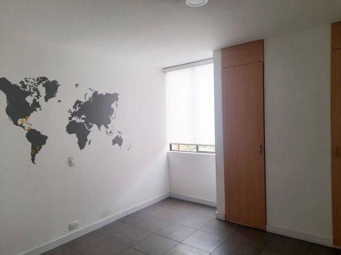 Apartamento de 3 alcobas en arriendo en El Poblado, Medellín, 105 m² · foto 7 de 14