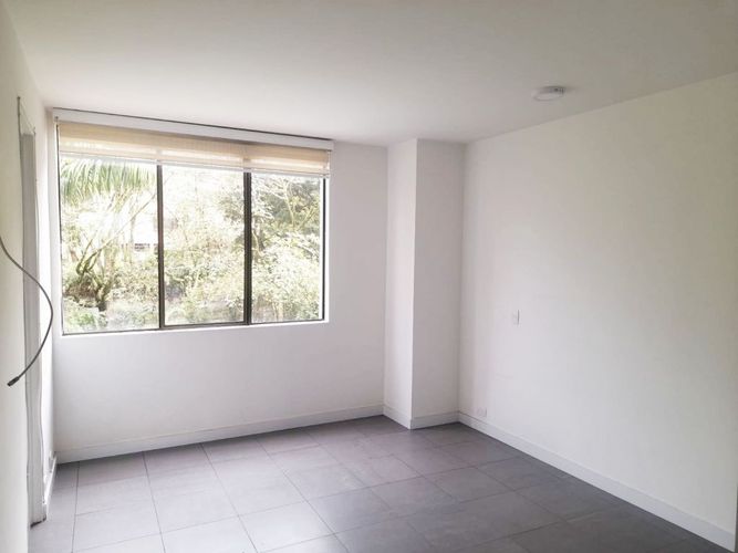 Apartamento de 3 alcobas en arriendo en El Poblado, Medellín, 105 m² · foto 4 de 14