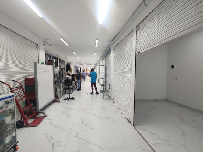 Local en arriendo en San Benito, Medellín, 15 m² · foto 12 de 12