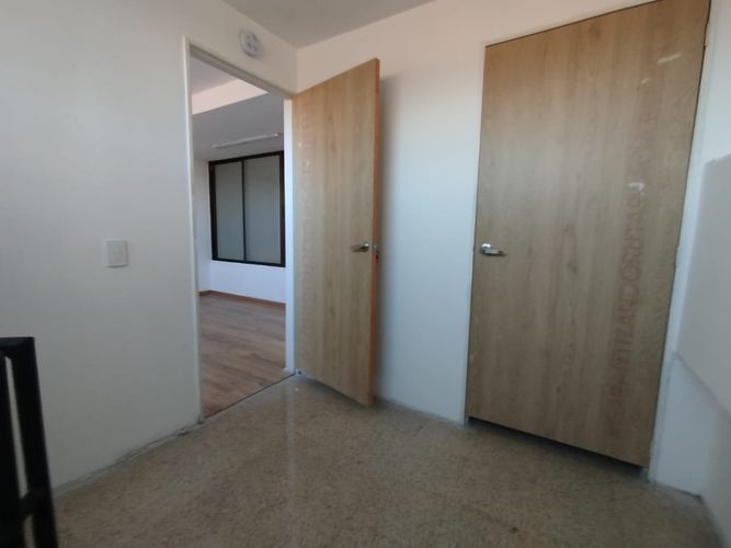 Local en arriendo en Guayabal, Medellín, 86 m² · foto 3 de 12