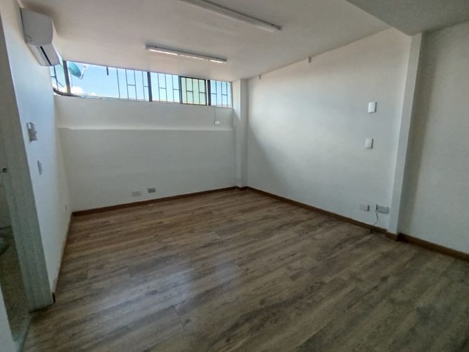 Local en arriendo en Guayabal, Medellín, 86 m² · foto 4 de 12