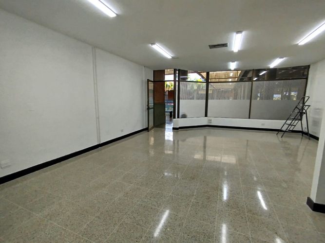 Local en arriendo en Guayabal, Medellín, 86 m² · foto 11 de 12