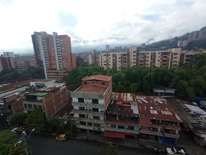 Edificio en arriendo en Zona Centro, Envigado, 1000 m² · foto 7 de 20