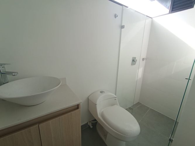 Edificio en arriendo en Zona Centro, Envigado, 1000 m² · foto 12 de 20