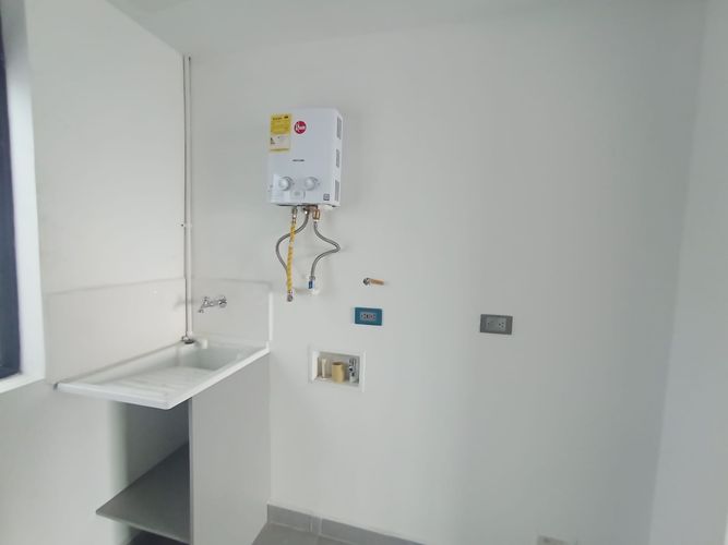Edificio en arriendo en Zona Centro, Envigado, 1000 m² · foto 19 de 20