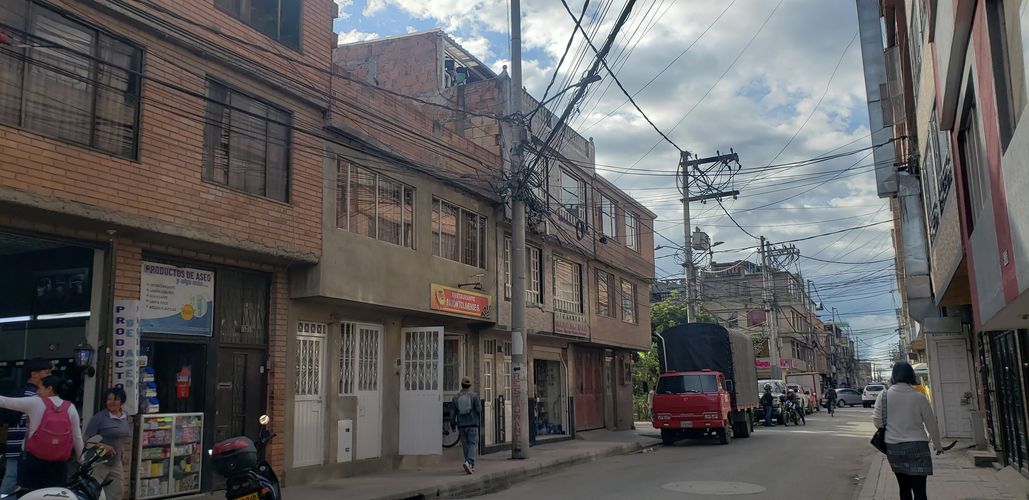 Casa de 2 alcobas en venta en Vision De Colombia, Bogotá, 180 m² · foto 5 de 16