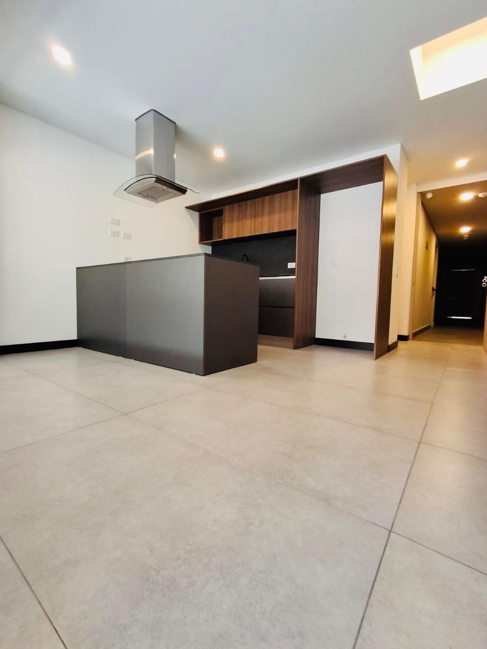 Apartamento en venta en El Virrey, Bogotá · foto 8 de 24