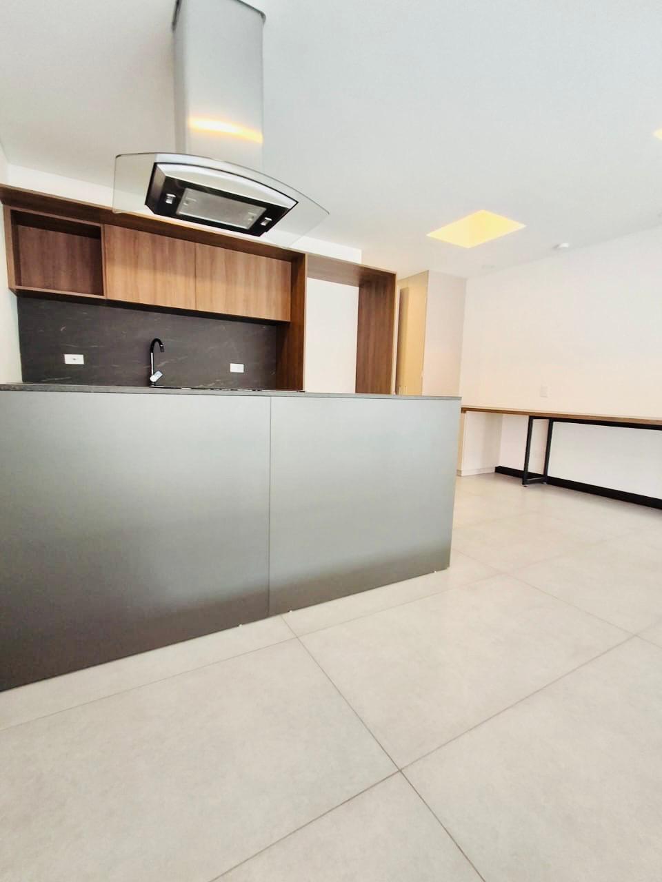 Apartamento en venta en El Virrey, Bogotá · foto 7 de 24