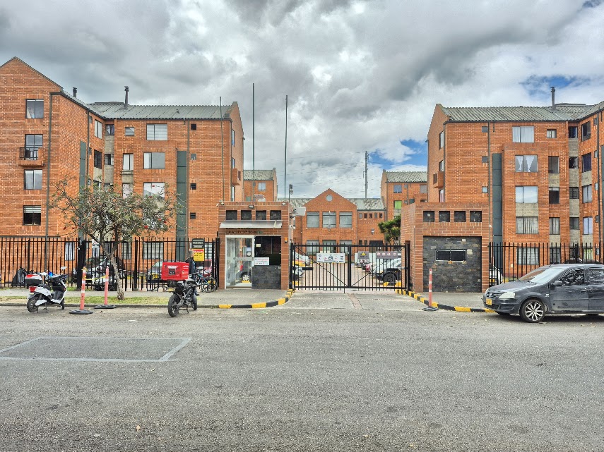 Apartamento en venta en Ciudadela Colsubsidio, Bogotá · foto 2 de 19