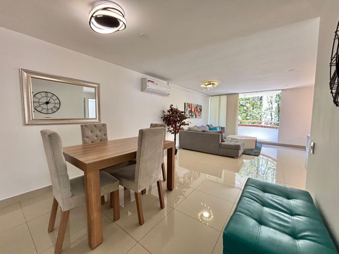 Apartamento de 2 alcobas en arriendo en El Poblado, Medellín, 80 m² · foto 8 de 20