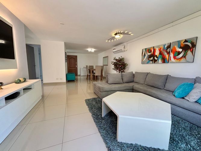 Apartamento de 2 alcobas en arriendo en El Poblado, Medellín, 80 m² · foto 11 de 20