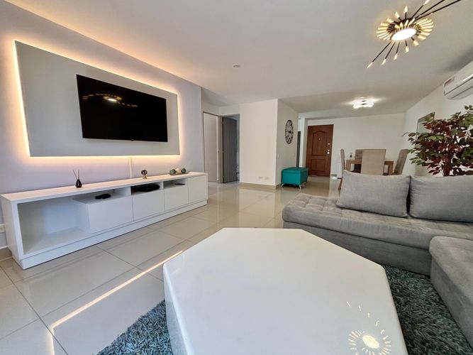 Apartamento de 2 alcobas en arriendo en El Poblado, Medellín, 80 m² · foto 12 de 20