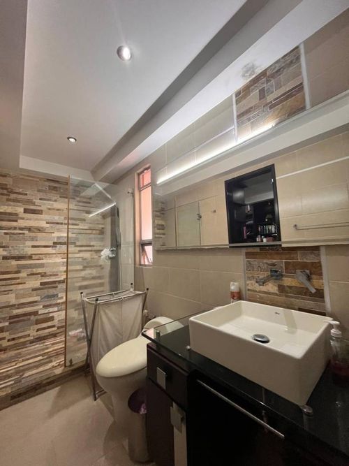 Casa de 5 alcobas en venta en El Castillo, Jamundí, 251 m² · foto 9 de 24