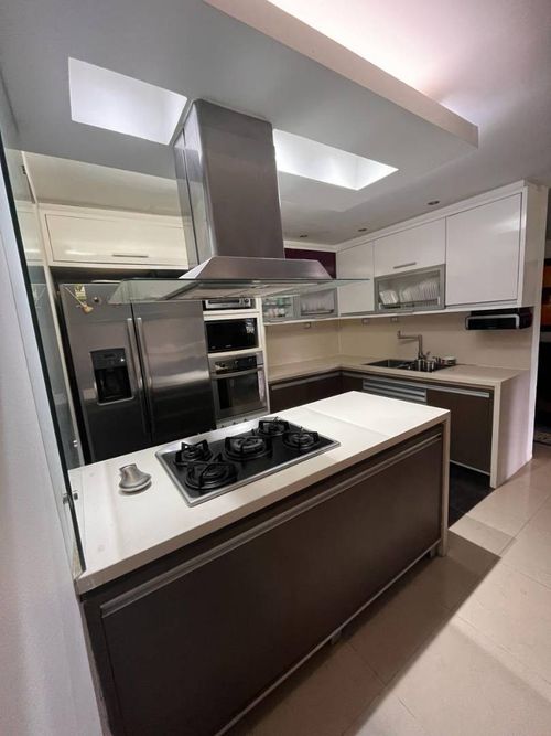 Casa de 5 alcobas en venta en El Castillo, Jamundí, 251 m² · foto 23 de 24