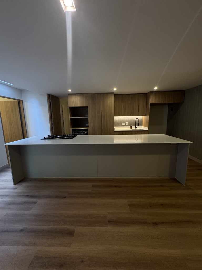 Apartamento en venta en El Poblado, Medellín [No disponible] 3
