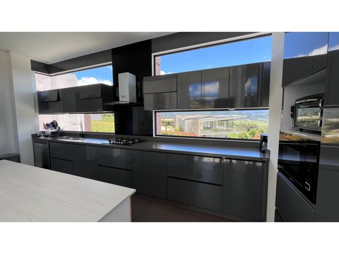 Casa de 4 alcobas en venta en Yerbabuena, Chía, 380 m² · foto 7 de 24